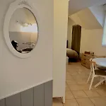 L Escale A